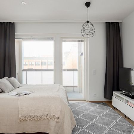 2Br Design Home 400 M From Train Station Tikkurila Вантаа Экстерьер фото